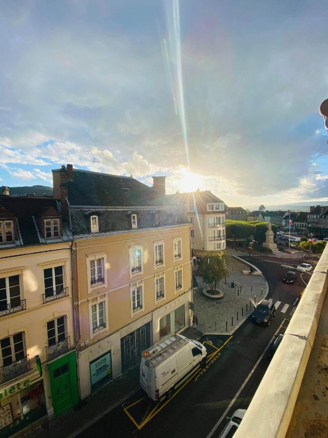 Au Coeur De La Ville Autun Buitenkant foto